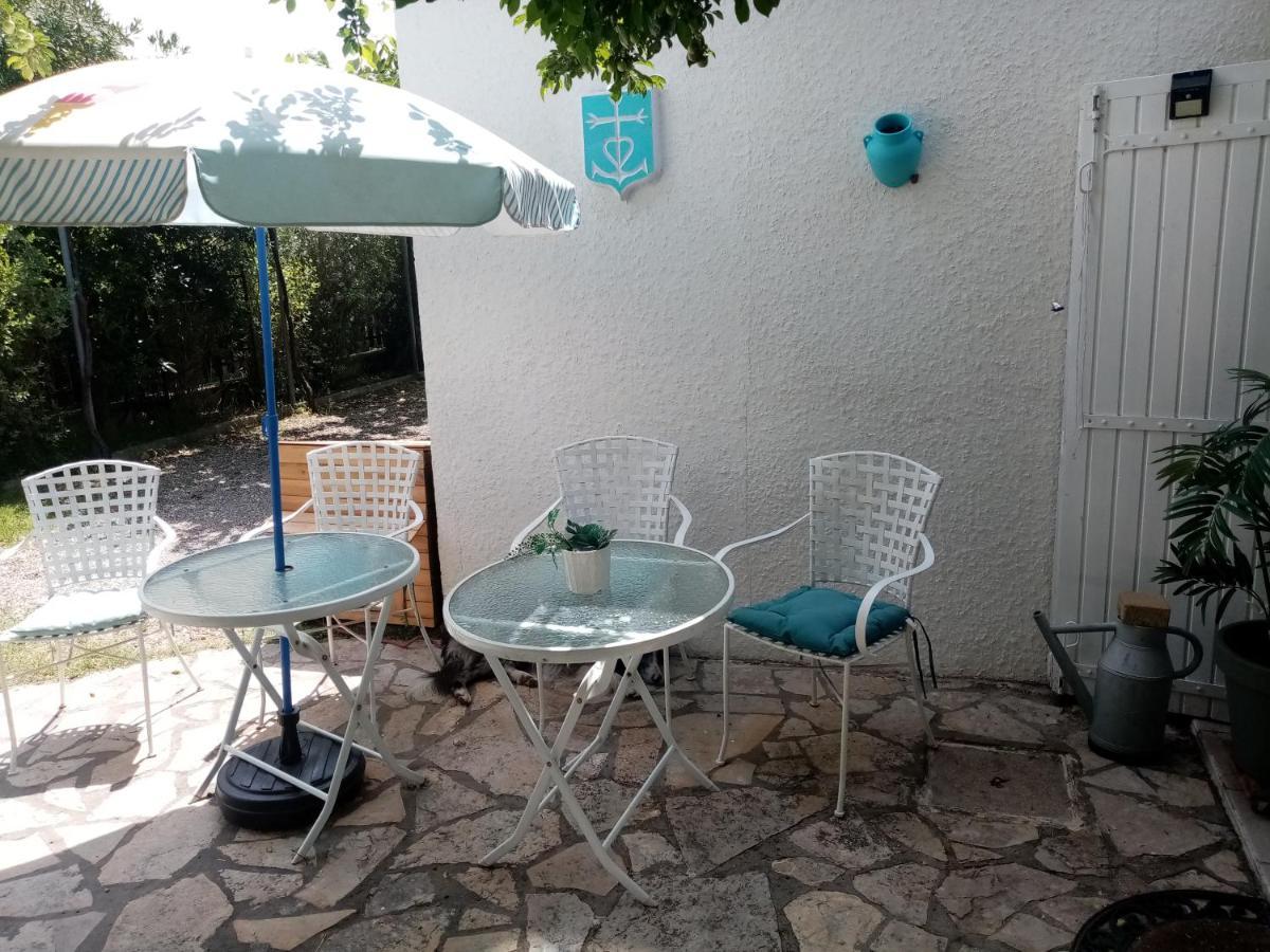 Le Flamant Rose Bed and Breakfast Salin-de-Giraud Exterior foto