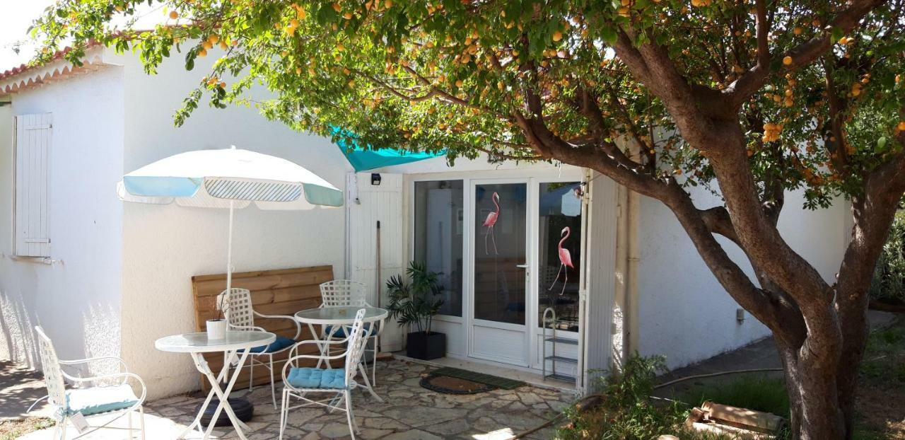 Le Flamant Rose Bed and Breakfast Salin-de-Giraud Exterior foto